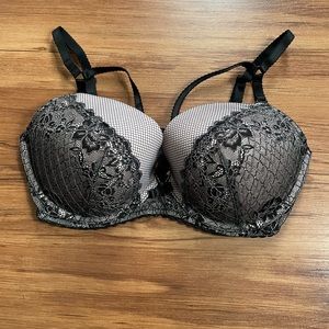 Victoria’s Secret Strappy Push Up Bra